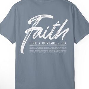 NWT MULTIPLE COLORS Women's Faith Graphic Tee